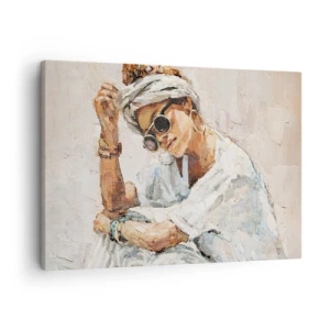 Cuadro sobre lienzo - Impresión de Imagen - Retrato de una mujer con gafas de sol contra una pared clara. - 70x50cm - Retrato a pleno sol - Decoración de pared moderna para salón y dormitorio ARTTOR