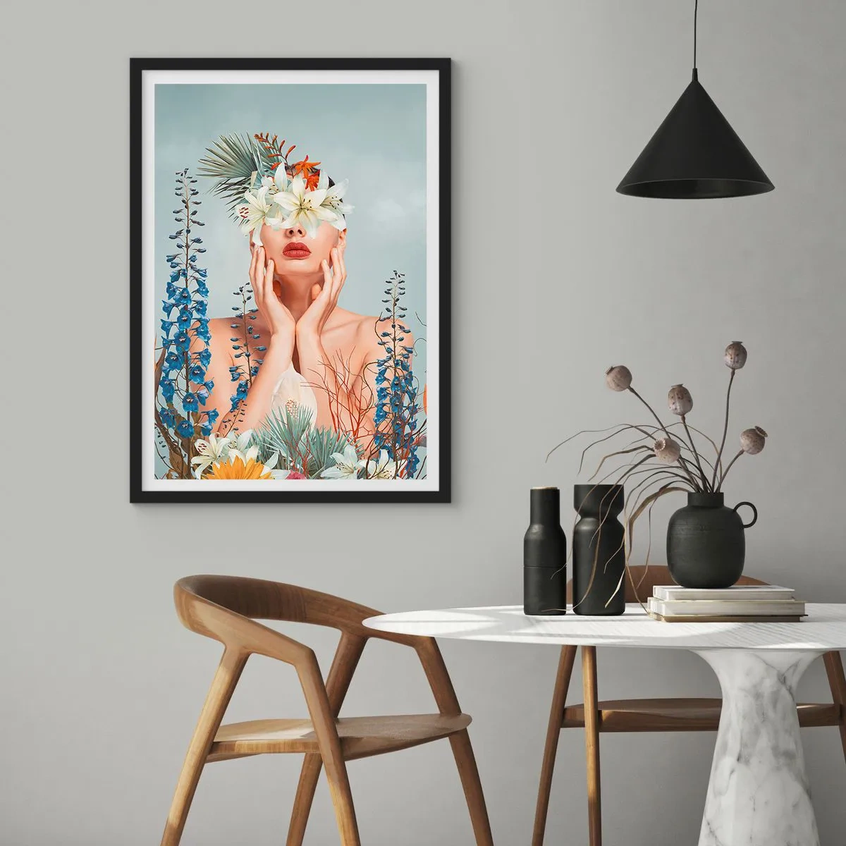Póster en marco negro - Una mujer rodeada de flores en una composición surrealista. - 50x70cm - Mujer-flor - Decoración de pared moderna para salón y dormitorio ARTTOR