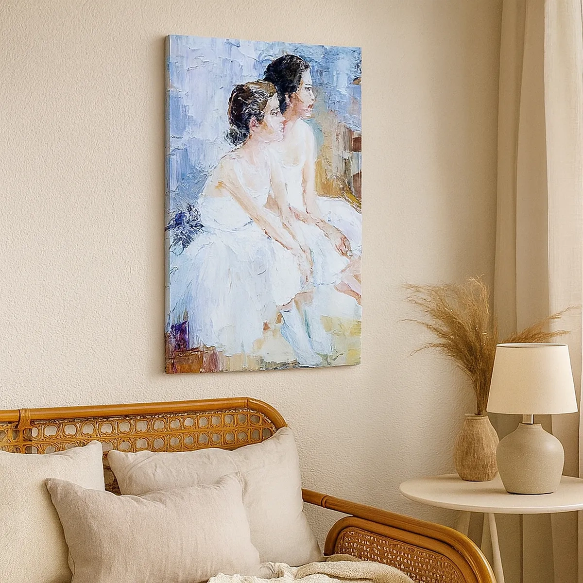 Cuadro sobre lienzo - Impresión de Imagen - Dos bailarinas vestidas de blanco se relajan sobre un fondo pastel. - 50x70cm - Cisnes jóvenes descansando - Decoración de pared moderna para salón y dormitorio ARTTOR