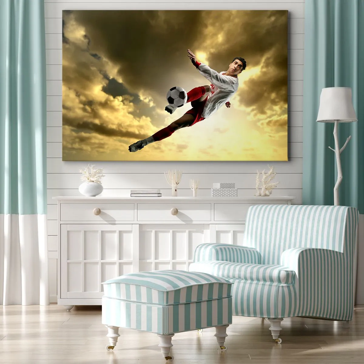 Cuadro sobre lienzo - Impresión de Imagen - Un jugador de fútbol en un salto dinámico pateando el balón contra el cielo. - 120x80cm - El cielo del fútbol - Decoración de pared moderna para salón y dormitorio ARTTOR