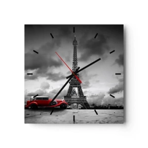Reloj de pared - Reloj de vidrio - Coche retro rojo frente a la Torre Eiffel en blanco y negro - 30x30cm - No hace mucho tiempo, en París - Decoración de pared moderna para salón y dormitorio ARTTOR