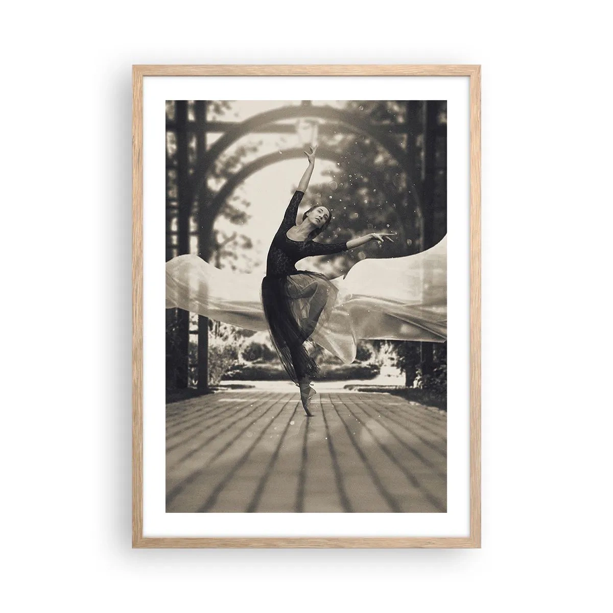 Póster en marco roble claro - Danza del espíritu del jardín - 50x70 cm