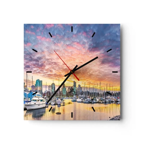Reloj de pared - Reloj de vidrio - Puerto deportivo con yates y paisaje urbano al atardecer - 30x30cm - Una ciudad de mil marineros - Decoración de pared moderna para salón y dormitorio ARTTOR
