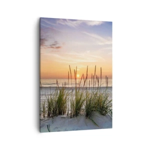 Cuadro sobre lienzo - Impresión de Imagen - Una playa de arena al atardecer con césped al fondo. - 50x70cm - Mira, piensa, siente - Decoración de pared moderna para salón y dormitorio ARTTOR