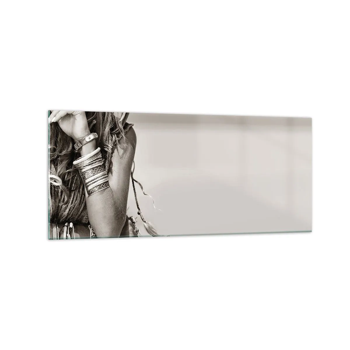Cuadro sobre vidrio - Impresiones sobre Vidrio - Retrato de una mujer boho con joyas. - 120x50cm - Libertad natural - Decoración de pared moderna para salón y dormitorio ARTTOR
