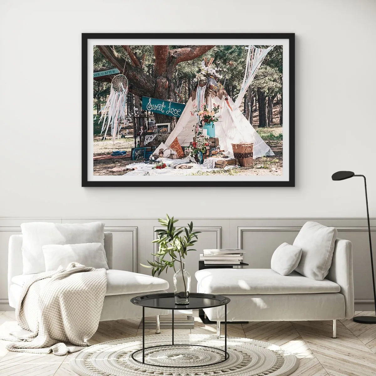 Póster en marco negro - Decoración boho con un tipi en el bosque - 70x50cm - Amor exótico - Decoración de pared moderna para salón y dormitorio ARTTOR