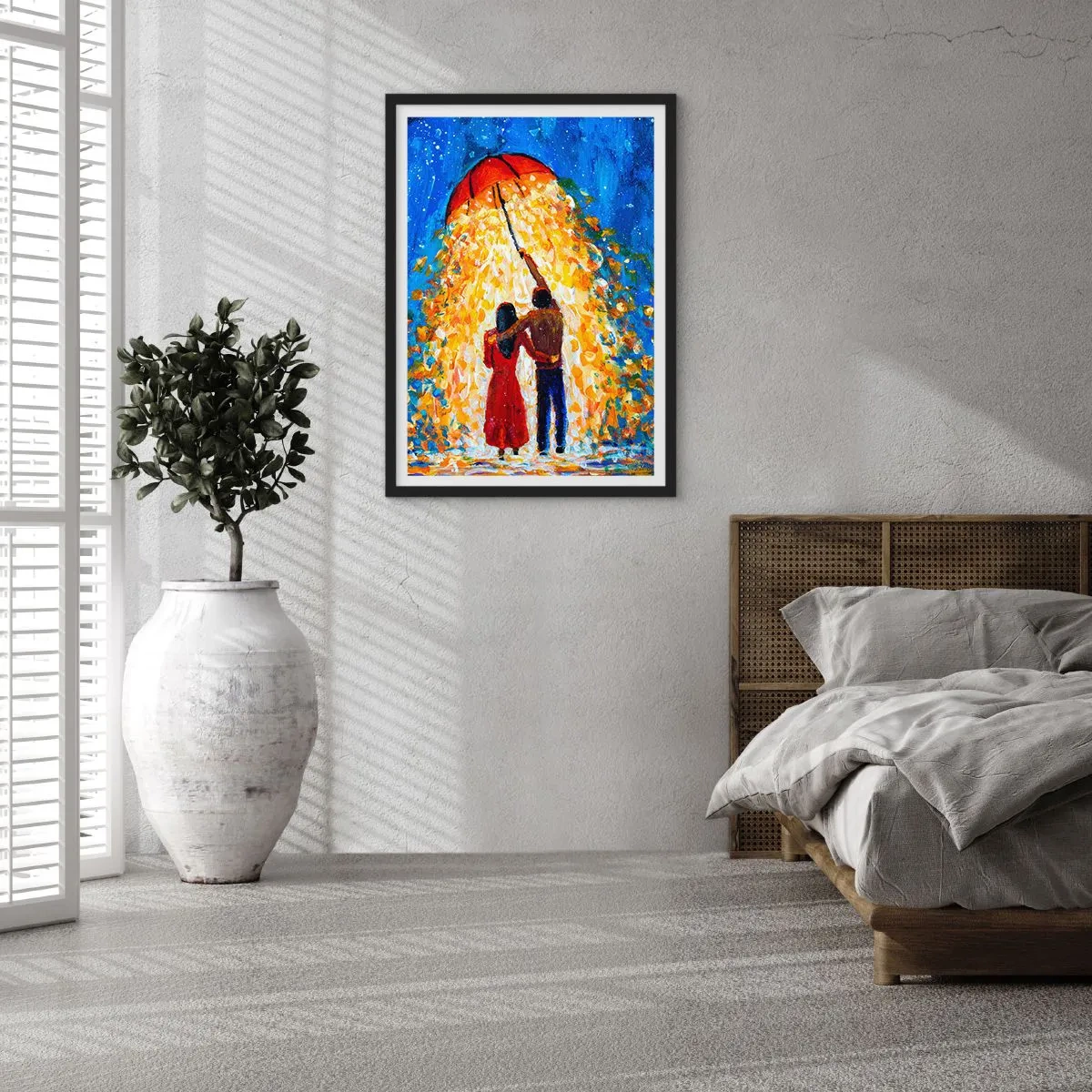 Póster en marco negro - Una pareja romántica bajo una sombrilla llena de luz. - 50x70cm - La magia de una tarde lluviosa - Decoración de pared moderna para salón y dormitorio ARTTOR