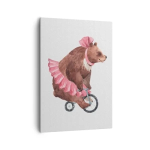 Cuadro sobre lienzo - Impresión de Imagen - Un osito de peluche con una falda rosa en una bicicleta de estilo retro. - 50x70cm - ¡Qué circo! - Decoración de pared moderna para salón y dormitorio ARTTOR