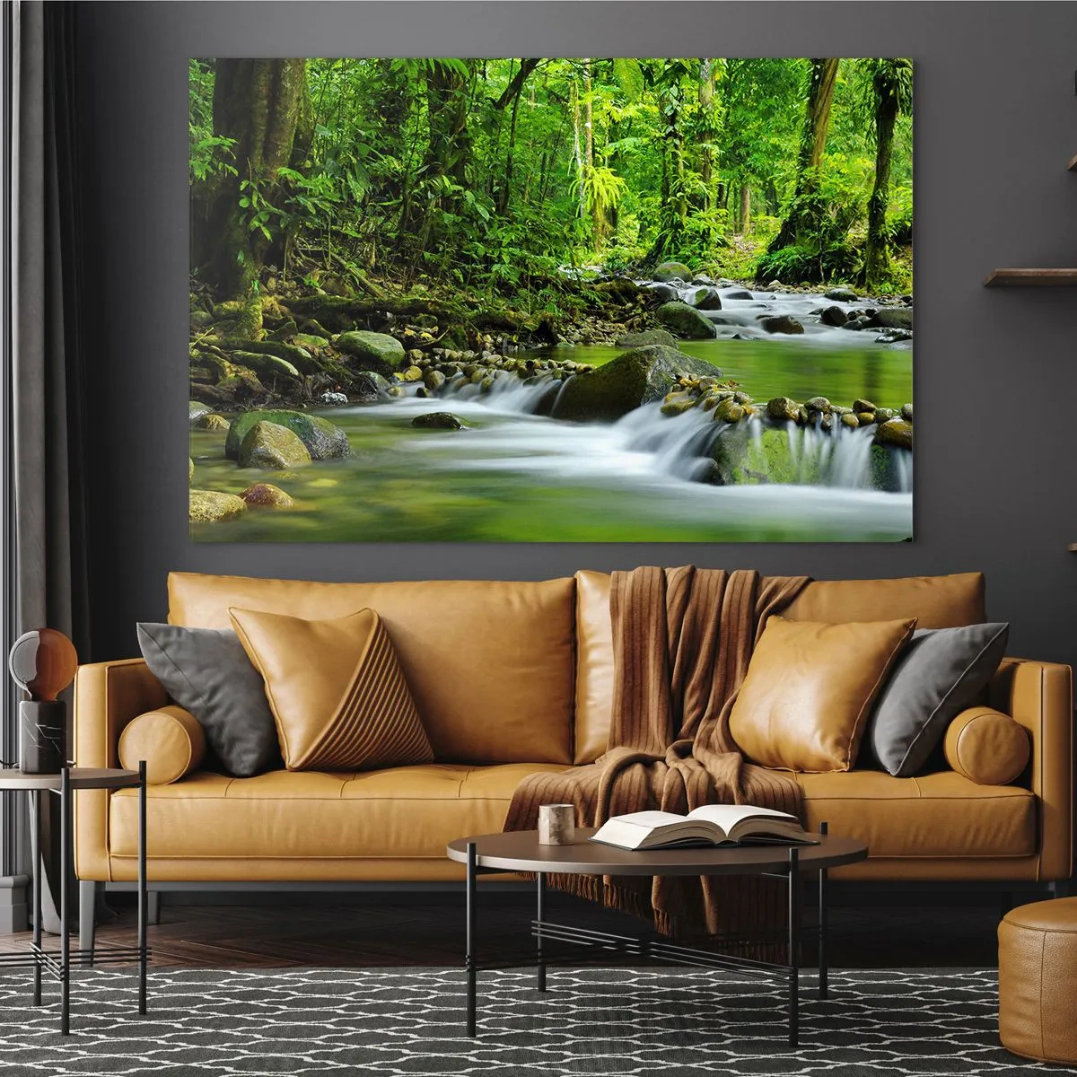 Cuadro sobre vidrio - Impresiones sobre Vidrio - Un arroyo forestal rodeado de exuberante vegetación. - 100x70cm - Flotar en un mar de verde - Decoración de pared moderna para salón y dormitorio ARTTOR