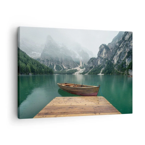 Cuadro sobre lienzo - Impresión de Imagen - Un barco de madera en un muelle en un lago rodeado de montañas. - 70x50cm - Paisaje inolvidable - Decoración de pared moderna para salón y dormitorio ARTTOR
