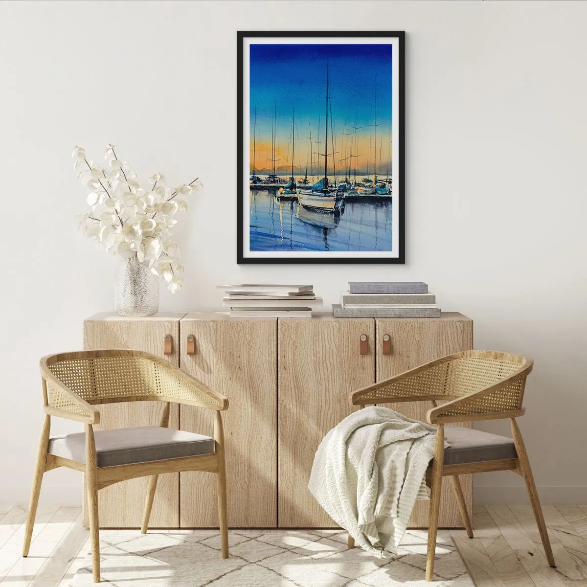 Póster en marco negro - Una escena pictórica de veleros en un puerto al atardecer. - 50x70cm - El final de un buen día - Decoración de pared moderna para salón y dormitorio ARTTOR
