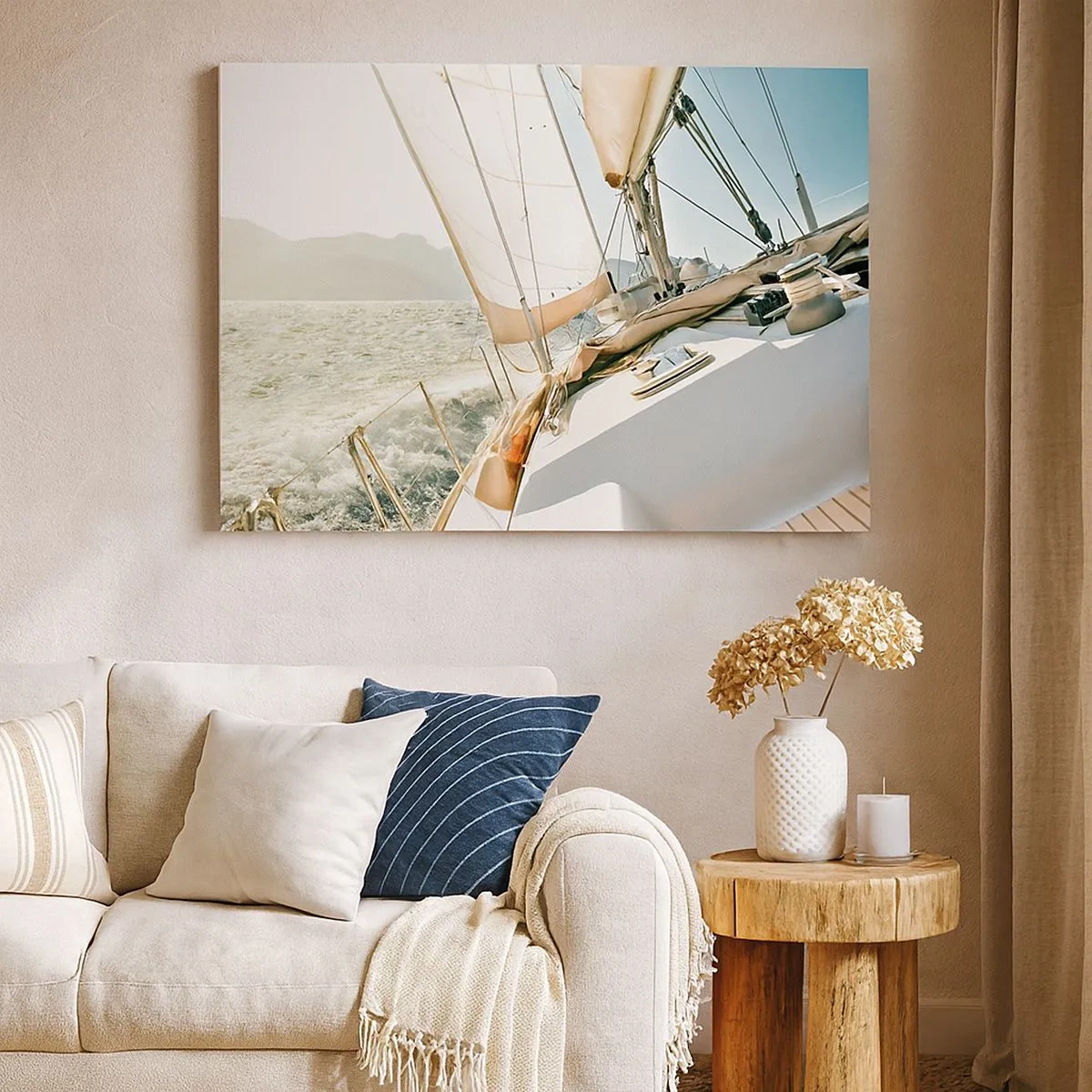 Cuadro sobre lienzo - Impresión de Imagen - Un yate en mar abierto con vistas a las montañas. - 70x50cm - A toda vela - Decoración de pared moderna para salón y dormitorio ARTTOR