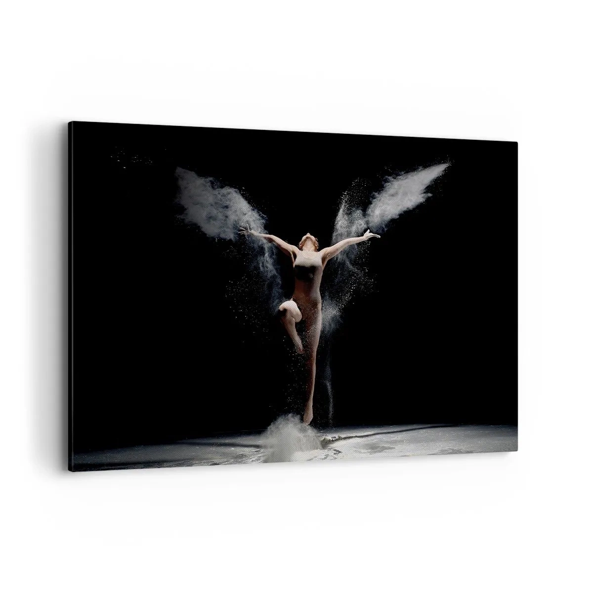 Cuadro sobre lienzo - Impresión de Imagen - Una bailarina en movimiento con un llamativo efecto de polvo sobre un fondo negro. - 120x80cm - Los duendes existen - Decoración de pared moderna para salón y dormitorio ARTTOR