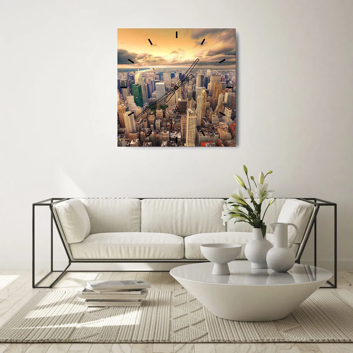 Reloj de pared - Reloj de vidrio - Panorama de la ciudad con vistas a los rascacielos al atardecer - 30x30cm - Metrópolis dorada - Decoración de pared moderna para salón y dormitorio ARTTOR