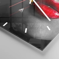 Esfera sin numeración, con rayas