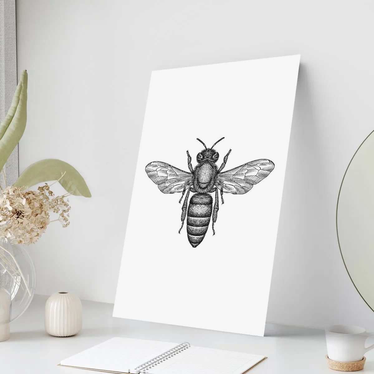 Póster - Ilustración precisa de una abeja sobre un fondo blanco. - 50x70cm - Retrato de insecto - Decoración de pared moderna para salón y dormitorio ARTTOR