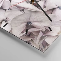 Esfera sin numeración, con rayas