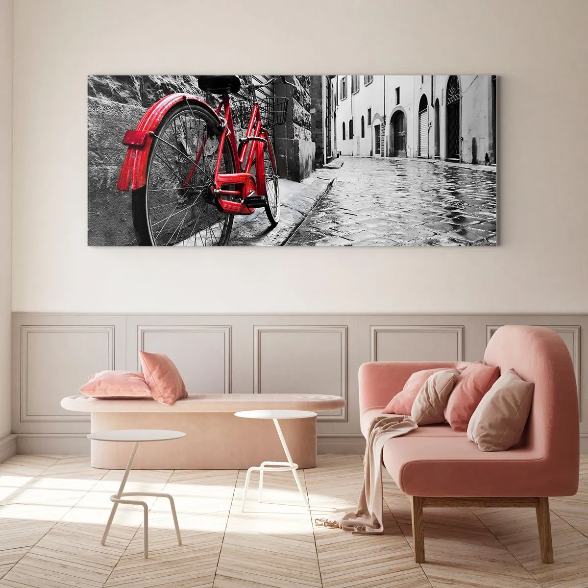 Cuadro sobre vidrio - Impresiones sobre Vidrio - Bicicleta roja en una calle en blanco y negro - 140x50cm - La verdadera belleza no envejece - Decoración de pared moderna para salón y dormitorio ARTTOR