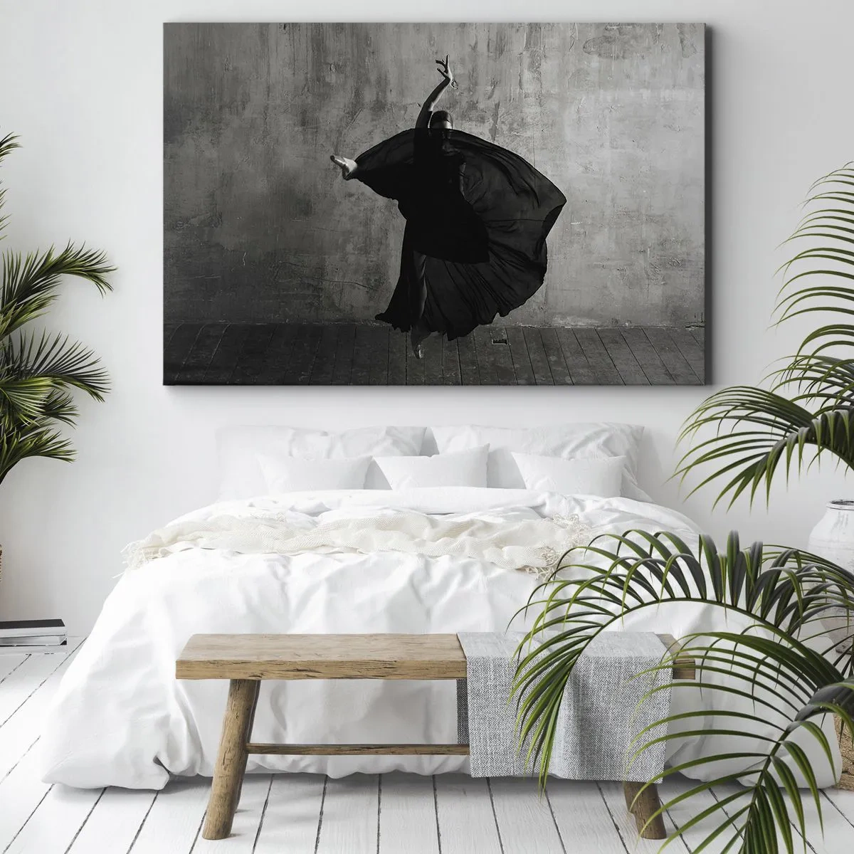 Cuadro sobre lienzo - Impresión de Imagen - Silueta en blanco y negro de una bailarina en movimiento contra un fondo de pared. - 70x50cm - Cargada de pasión - Decoración de pared moderna para salón y dormitorio ARTTOR