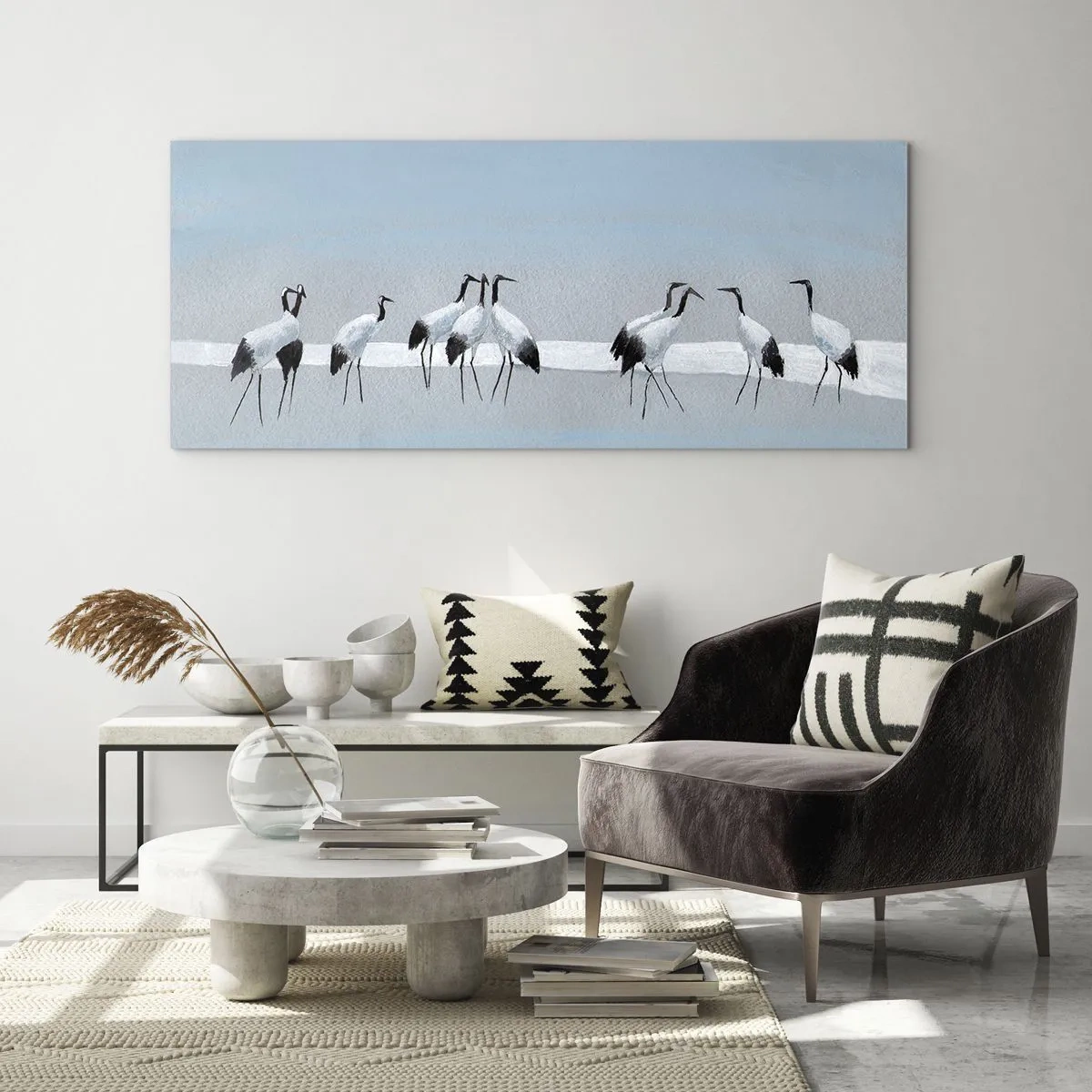 Cuadro sobre vidrio - Impresiones sobre Vidrio - Un grupo de grullas contra un cielo azul y el sol naciente. - 140x50cm - Después de un día caluroso - Decoración de pared moderna para salón y dormitorio ARTTOR