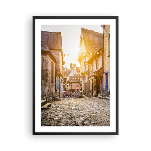 Póster en marco negro - Una encantadora calle con casas de vecindad bajo los rayos del sol poniente. - 50x70cm - El fantasma blanco de la ciudad - Decoración de pared moderna para salón y dormitorio ARTTOR