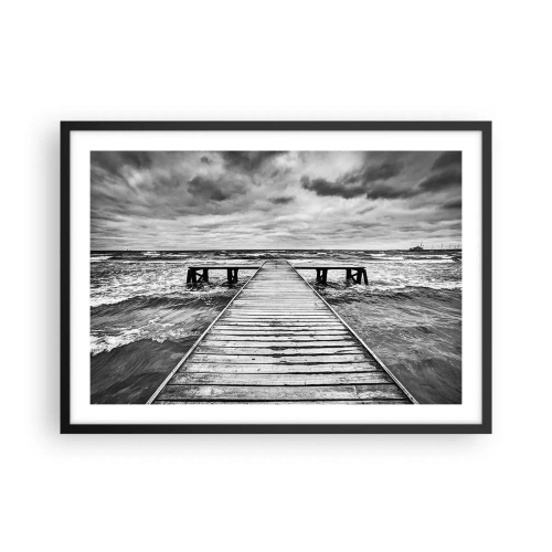 Póster en marco negro - Una vista en blanco y negro de un embarcadero de madera sobre un mar tempestuoso. - 70x50cm - Estoy esperando que sople el viento... - Decoración de pared moderna para salón y dormitorio ARTTOR