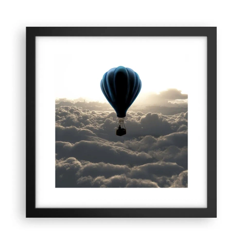 Póster en marco negro - Un viajero por encima de las nubes - 30x30 cm