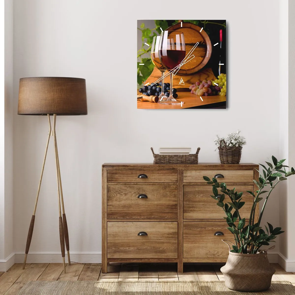 Reloj de pared - Reloj de vidrio - Copas de vino con uvas, un barril y botellas sobre una mesa de madera - 30x30cm - Como los antiguos maestros - Decoración de pared moderna para salón y dormitorio ARTTOR