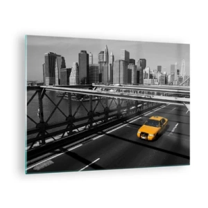Cuadro sobre vidrio - Impresiones sobre Vidrio - Un taxi amarillo en un puente con vistas a Manhattan - 70x50cm - El color de la gran ciudad - Decoración de pared moderna para salón y dormitorio ARTTOR