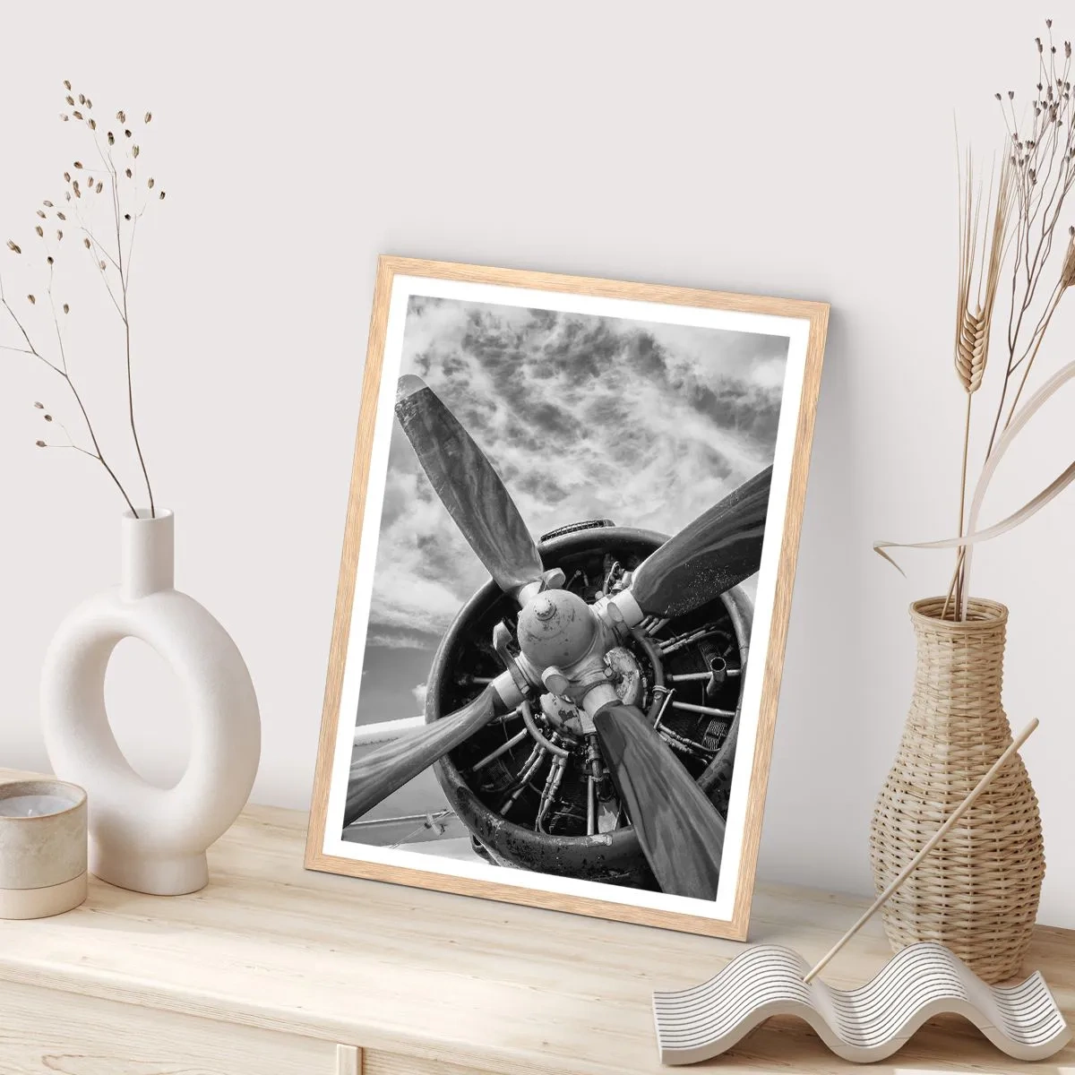 Póster en marco roble claro - Conquistador de los cielos - 61x91 cm