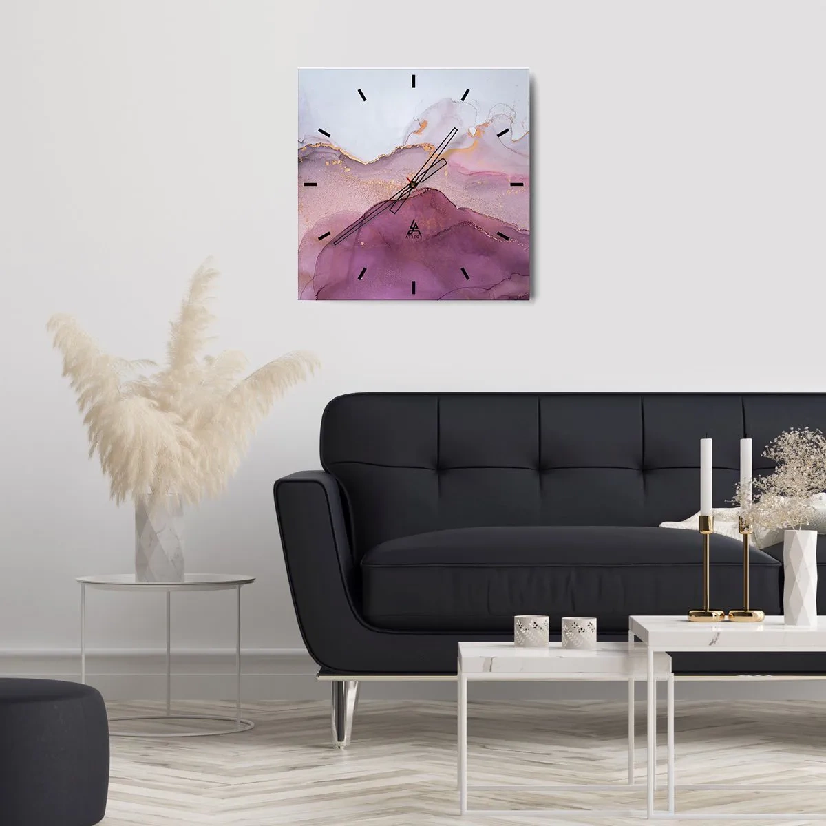 Reloj de pared - Reloj de vidrio - Una composición abstracta en tonos morados y dorados. - 30x30cm - Olas de lila y púrpura - Decoración de pared moderna para salón y dormitorio ARTTOR