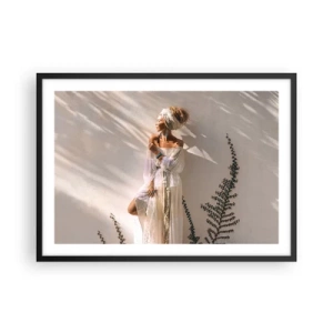 Póster en marco negro - Una mujer de estilo boho iluminada por los rayos del sol. - 70x50cm - El sol y la joven - Decoración de pared moderna para salón y dormitorio ARTTOR