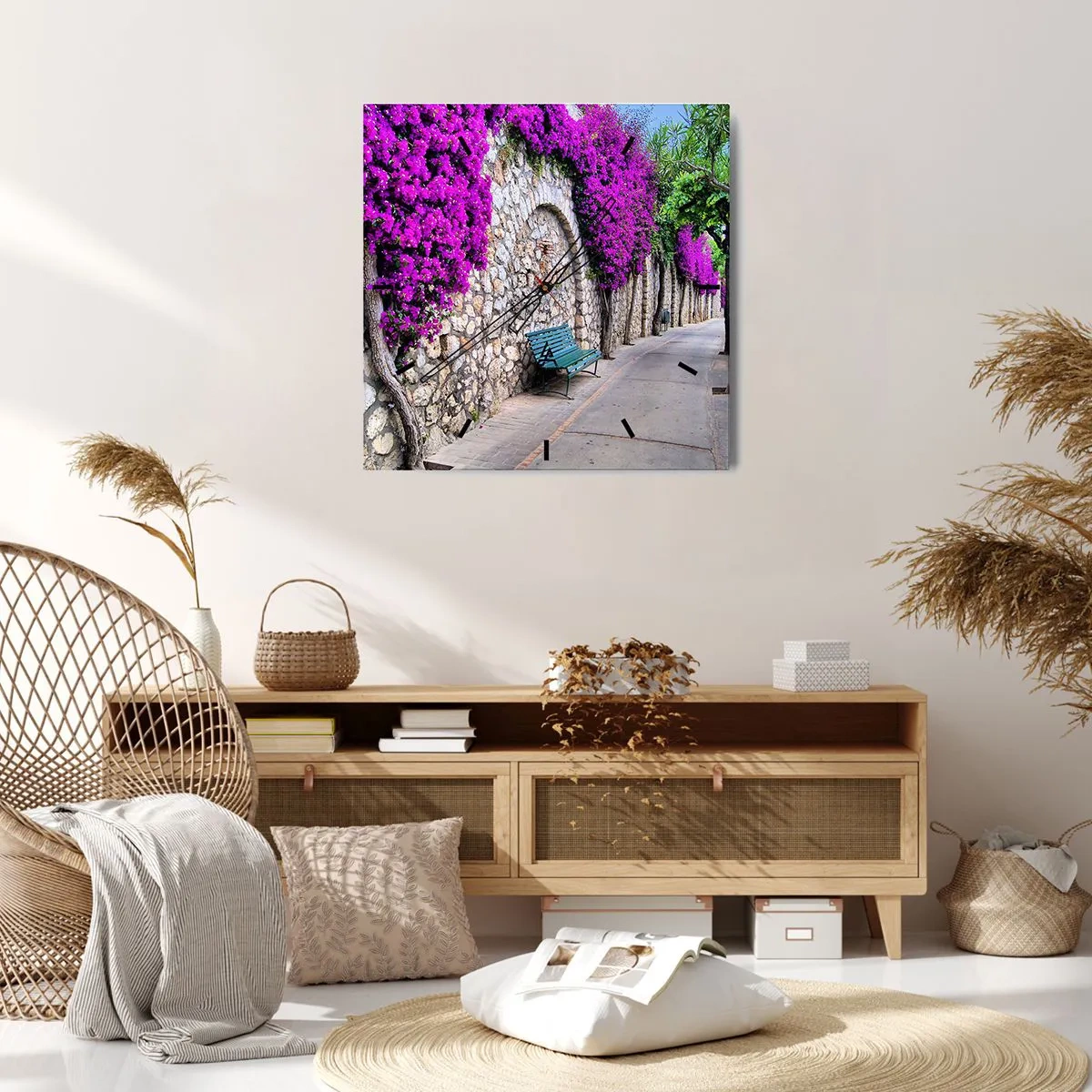 Reloj de pared - Reloj de vidrio - Un camino de piedra con un banco y flores moradas en flor. - 30x30cm - Punto de reunión - Decoración de pared moderna para salón y dormitorio ARTTOR