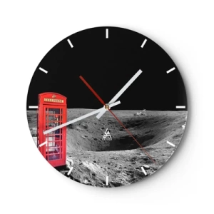 Reloj de pared - Reloj de vidrio - Una cabina telefónica roja en la superficie de la luna. - 30x30cm - Una broma cósmica - Decoración de pared moderna para salón, cocina y dormitorio ARTTOR