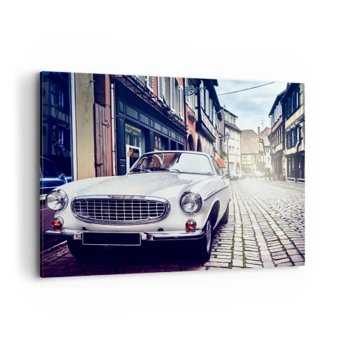 Cuadro sobre lienzo - Impresión de Imagen - Un coche blanco clásico en una calle adoquinada de la ciudad. - 100x70cm - El pasado está aquí - Decoración de pared moderna para salón y dormitorio ARTTOR