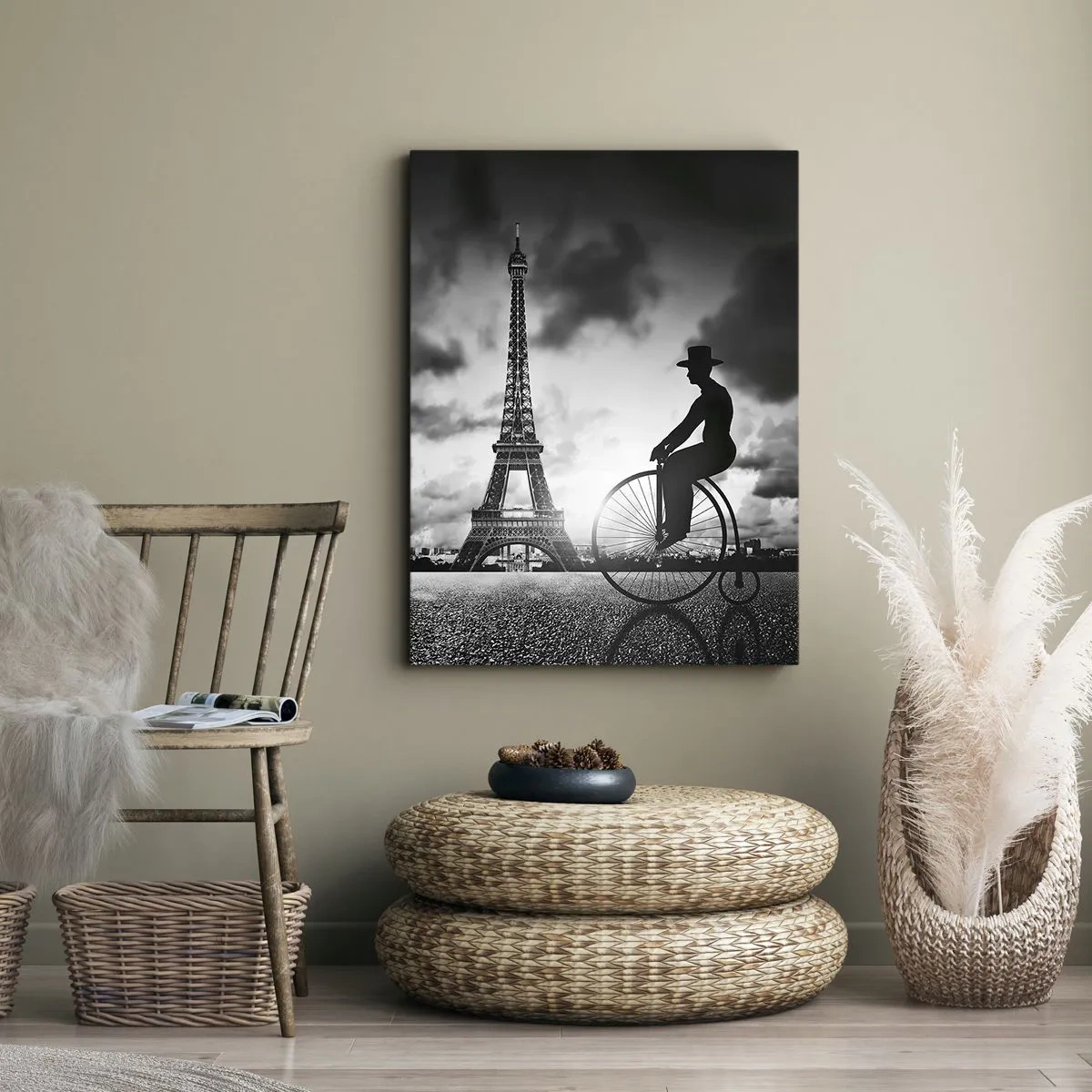 Cuadro sobre lienzo - Impresión de Imagen - Imagen en blanco y negro de una bicicleta retro con la Torre Eiffel al fondo. - 50x70cm - Añoranza de la Belle Epoque - Decoración de pared moderna para salón y dormitorio ARTTOR