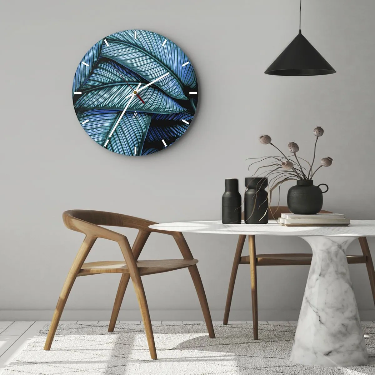 Reloj de pared - Reloj de vidrio - Primer plano de plumas en tonos turquesa y azul marino. - 30x30cm - Líneas de vida - Decoración de pared moderna para salón, cocina y dormitorio ARTTOR