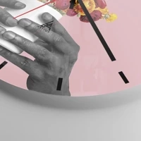 Esfera sin numeración, con rayas