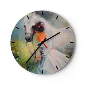 Reloj de pared - Reloj de vidrio - Una mujer con un vestido blanco con un caballo blanco en un prado. - 30x30cm - Como si de un hermoso sueño se tratara - Decoración de pared moderna para salón, cocina y dormitorio ARTTOR