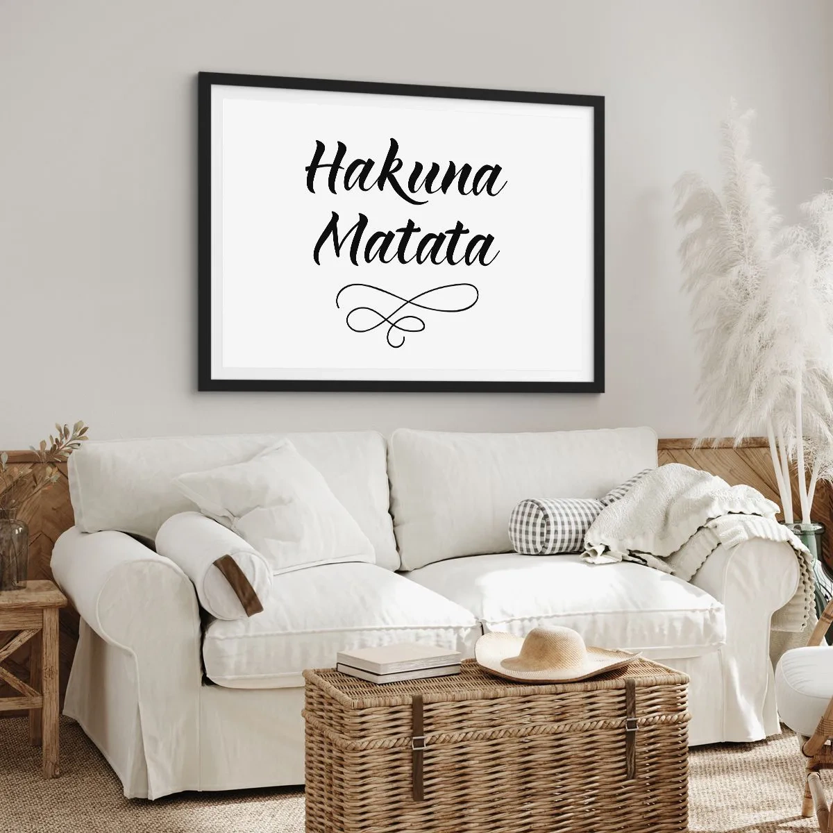 Póster en marco negro - Cita de Hakuna Matata en fuente elegante sobre fondo blanco. - 70x50cm - El mejor consejo - Decoración de pared moderna para salón y dormitorio ARTTOR
