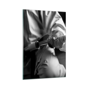 Cuadro sobre vidrio - Impresiones sobre Vidrio - Un samurái con kimono sosteniendo una katana en blanco y negro. - 80x120cm - Alma de guerrero - Decoración de pared moderna para salón y dormitorio ARTTOR