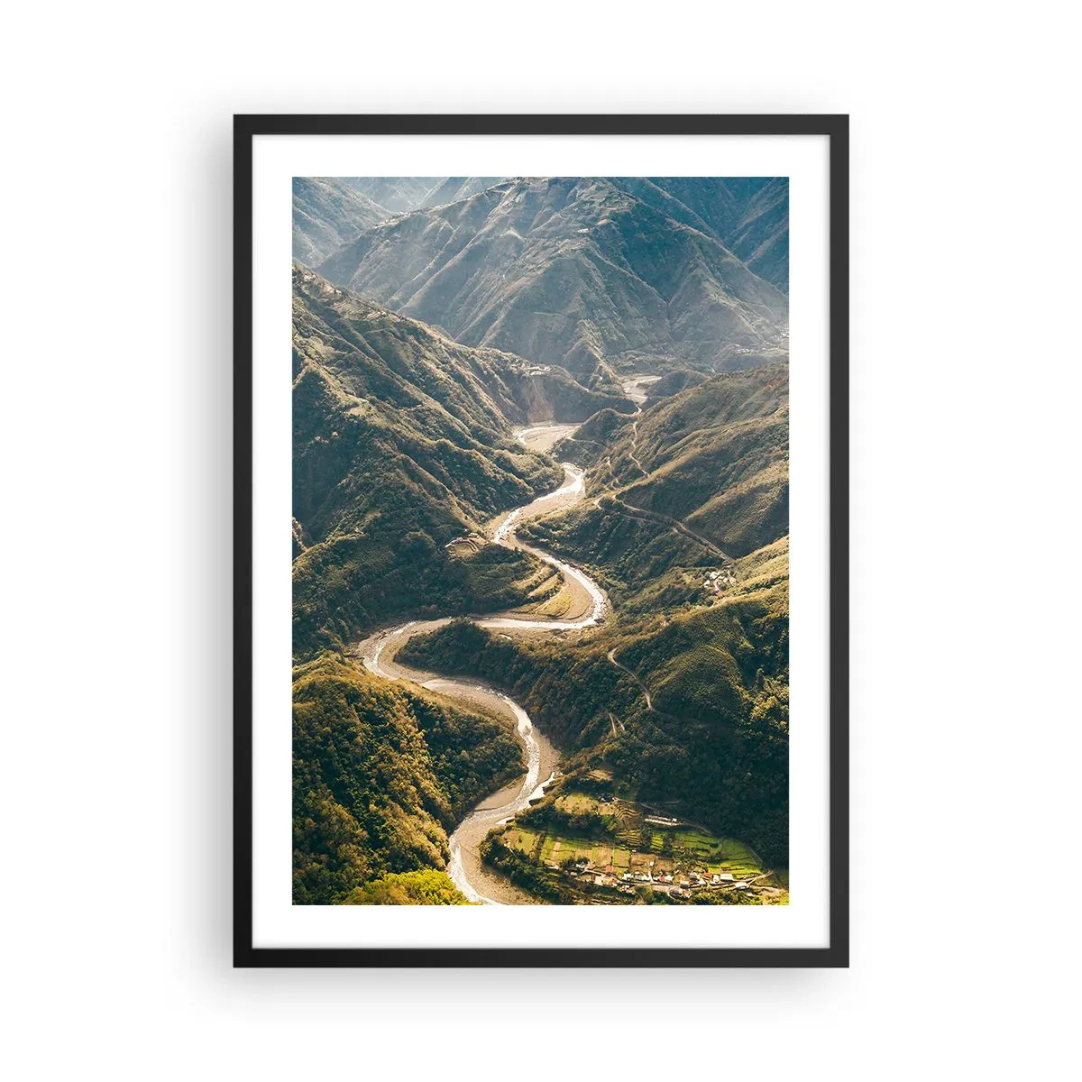 Póster en marco negro - Una vista pintoresca del río que serpentea a través de los valles montañosos. - 50x70cm - Directamente desde el corazón de las montañas - Decoración de pared moderna para salón y dormitorio ARTTOR