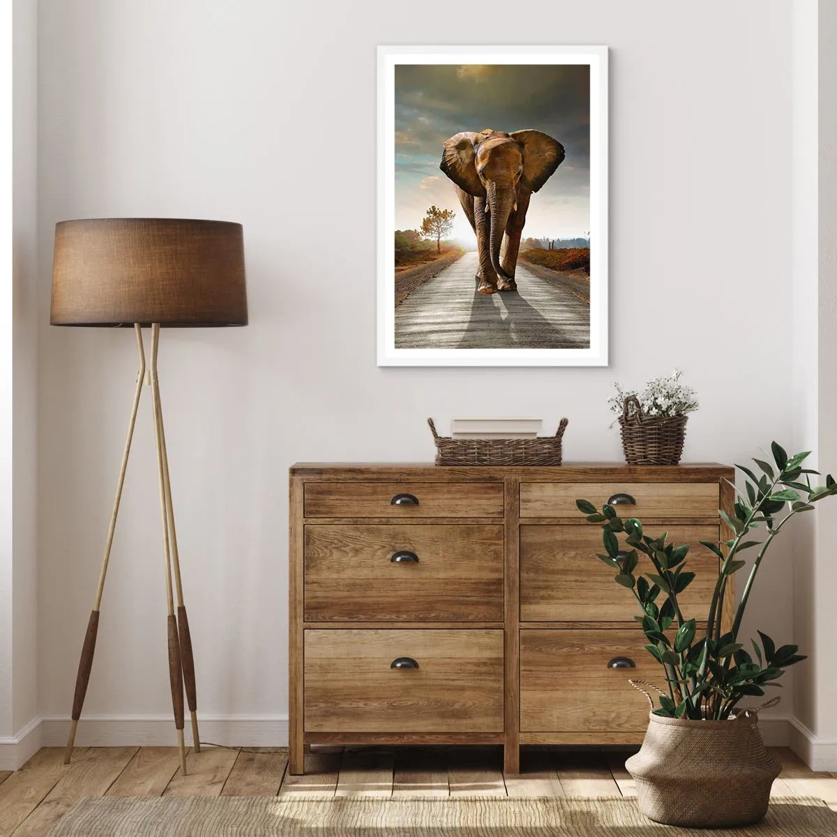 Póster en marco blanco - Y para nada en un almacén de porcelana - 61x91 cm