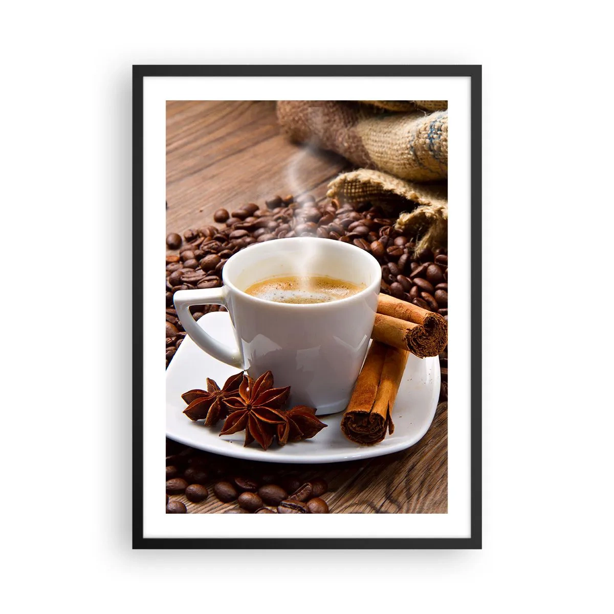 Póster en marco negro - Una taza de café con especias sobre un fondo de granos de café. - 50x70cm - Sabor y aroma picante - Decoración de pared moderna para salón y dormitorio ARTTOR