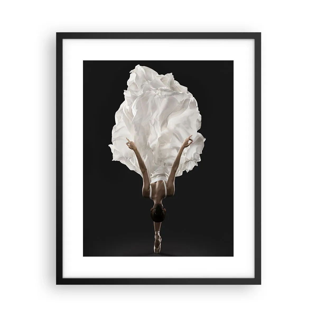 Póster en marco negro - Movimientos insólitos - 40x50 cm