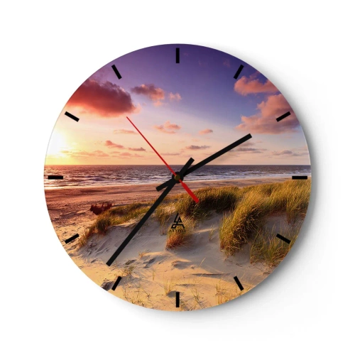 Reloj de pared - Reloj de vidrio - Una playa con dunas y una puesta de sol dorada sobre un mar en calma. - 30x30cm - Se siente la brisa veraniega - Decoración de pared moderna para salón, cocina y dormitorio ARTTOR