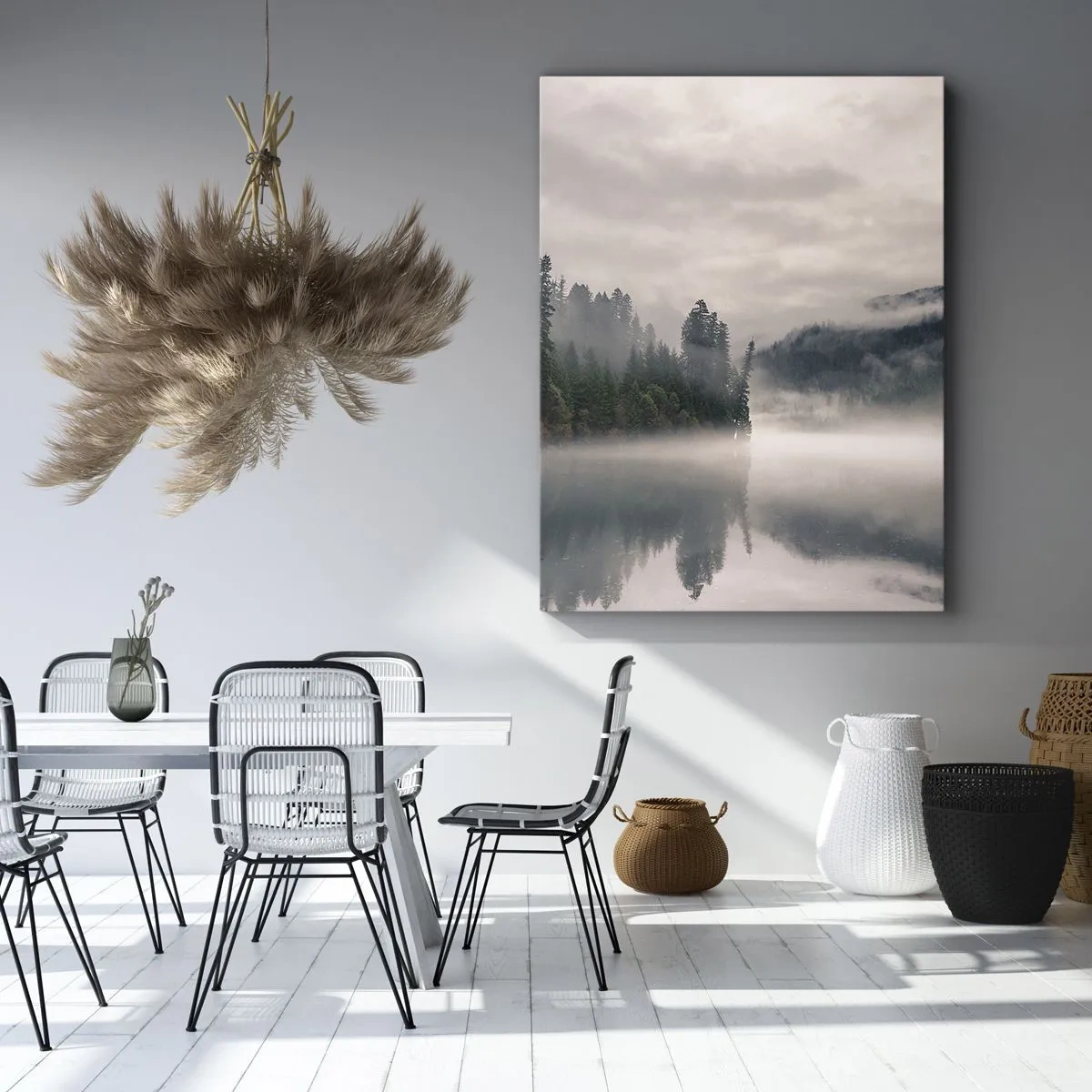 Cuadro sobre lienzo - Impresión de Imagen - Un bosque brumoso reflejado en un lago tranquilo. - 80x120cm - En el ensueño, en la niebla - Decoración de pared moderna para salón y dormitorio ARTTOR