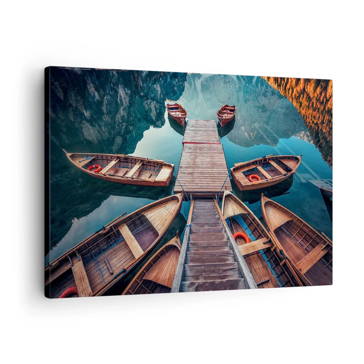 Cuadro sobre lienzo - Impresión de Imagen - Barcos de madera en un muelle en un lago de montaña - 70x50cm - Esperando en el muelle - Decoración de pared moderna para salón y dormitorio ARTTOR