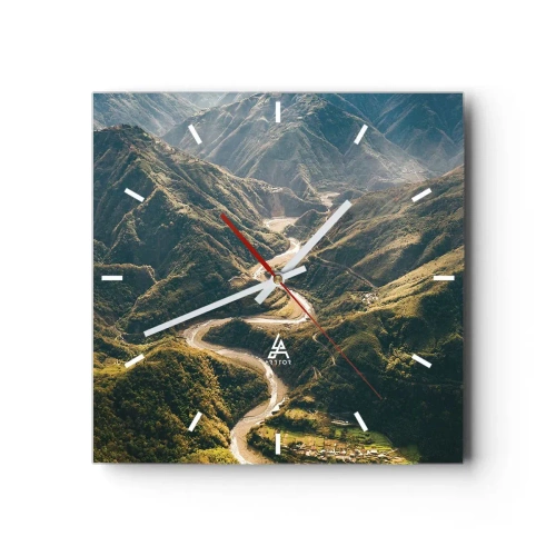 Reloj de pared - Reloj de vidrio - Un paisaje de montaña con un camino sinuoso entre colinas verdes. - 30x30cm - Directamente desde el corazón de las montañas - Decoración de pared moderna para salón y dormitorio ARTTOR