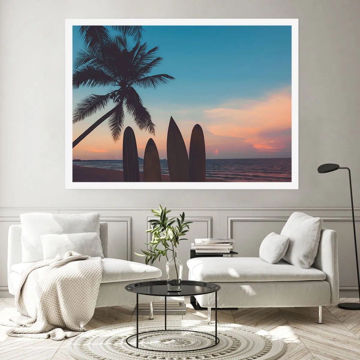 Póster - Tablas de surf con una palmera y una puesta de sol como telón de fondo - 100x70cm - Mañana también disfrutaremos - Decoración de pared moderna para salón y dormitorio ARTTOR